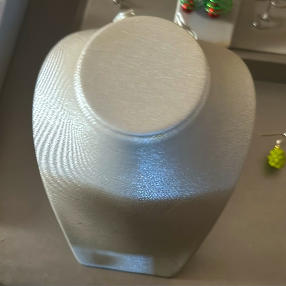 Jewelry Display, Buyers Choice